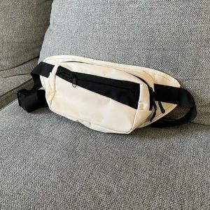 Fanny Pack